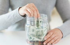 4 sai lầm trong tiêu tiền mà tới 90% các cặp vợ chồng trẻ đều mắc phải