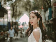 Vẻ đẹp của phụ nữ hiện đại biết mình là ai